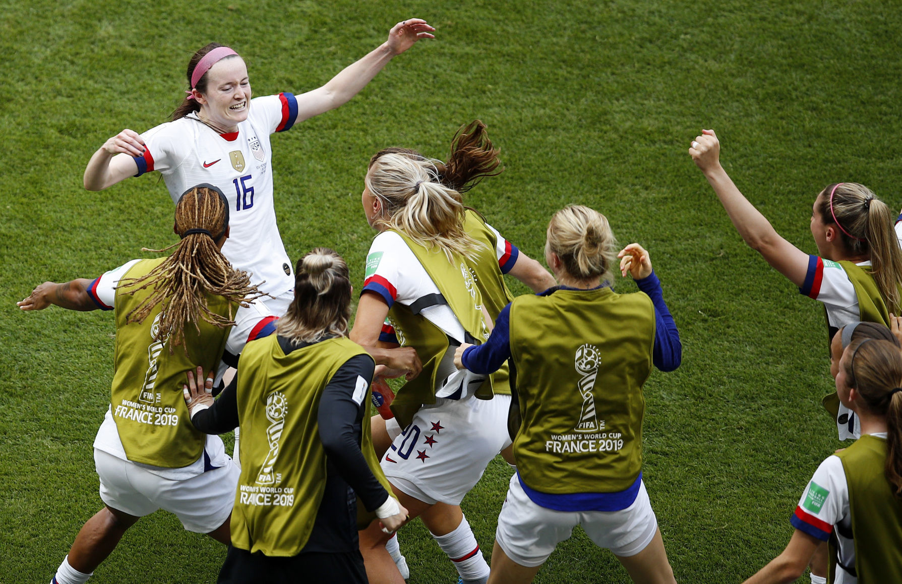 U.S. 2, Netherlands 0